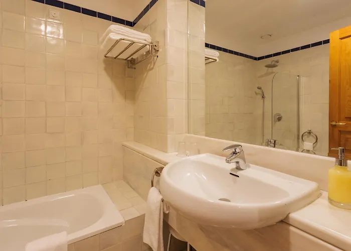 De - Fatima Szálloda Ourém