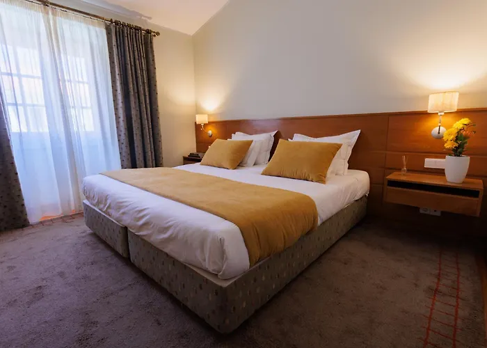 De - Fatima Hotel Ourém